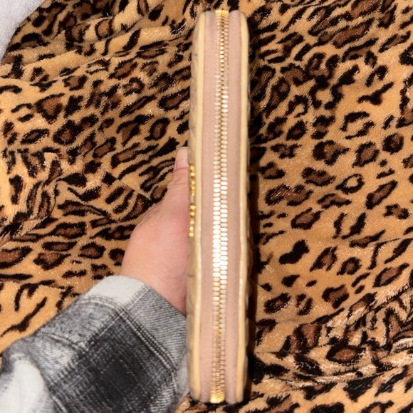 MIU MIU Long Zippy Wallet w/OG box! - Picture 6 of 16